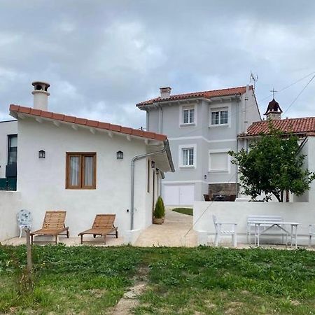 La Casita De El Montan Villa Avilés Exteriör bild