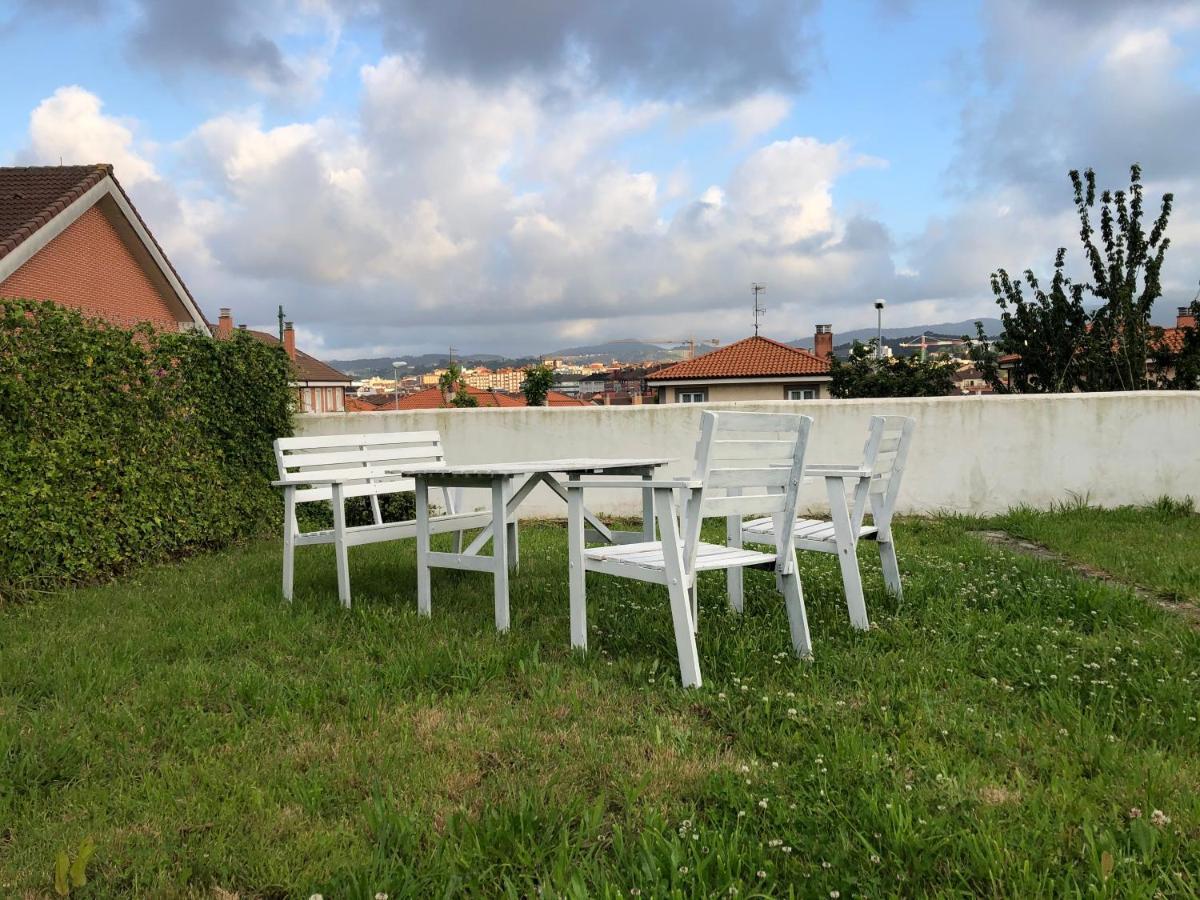 La Casita De El Montan Villa Avilés Exteriör bild